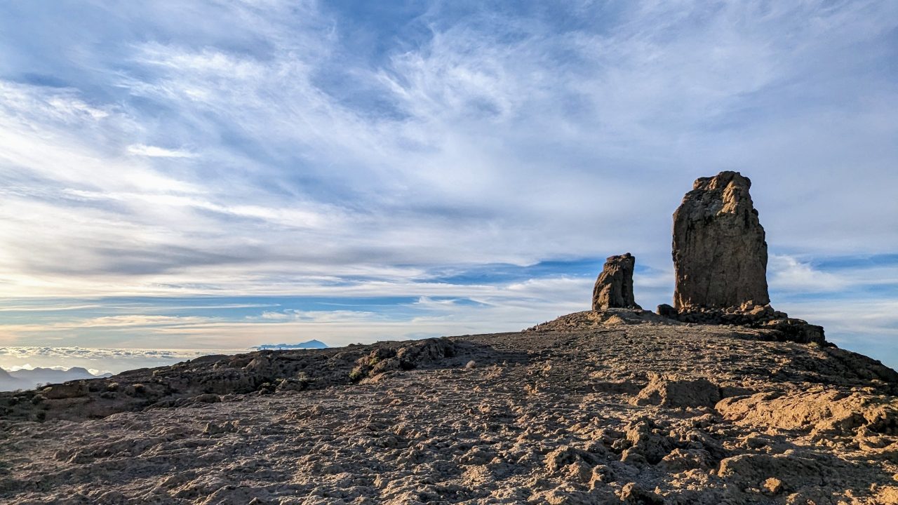 A view of Roque Nublo.