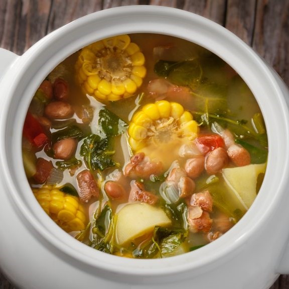 A plate of Potaje de Berros, a traditional Canarian dish.