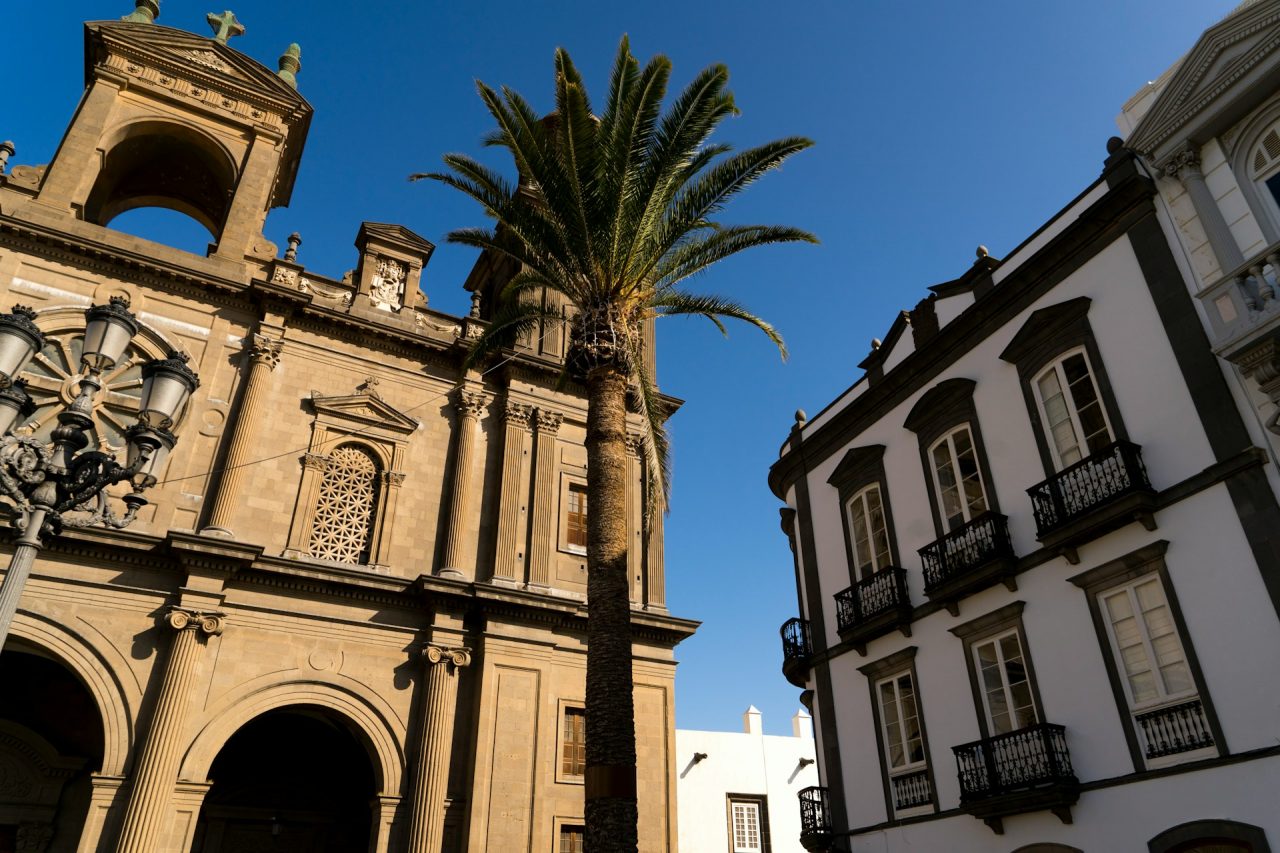 A photo of Las Palmas Cathedral, in Vegueta.